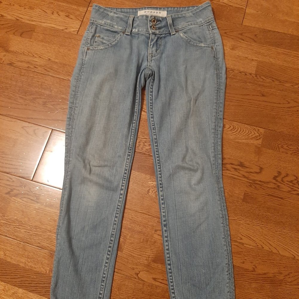 Hudson Jeans. Skinny ankle jeans. size 25. Light wash